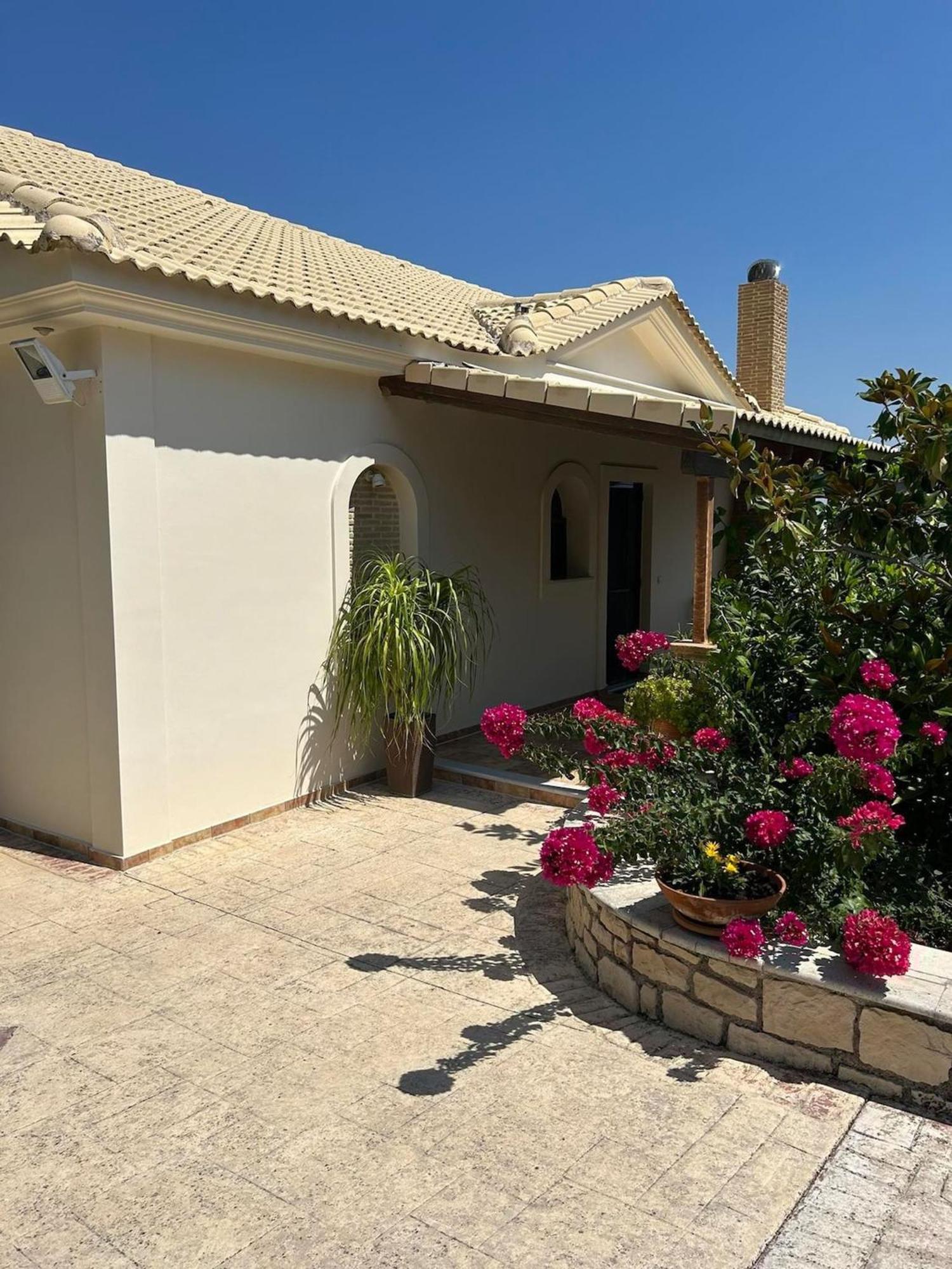 Villa Clairy Mouzakion  Bagian luar foto